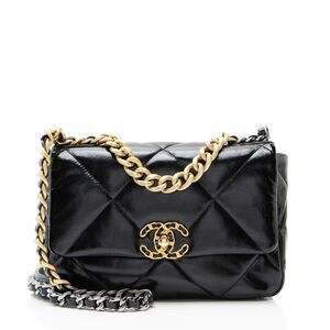 Chanel Shiny Crumpled Calfskin 19 Medium Flap Shoulder Bag